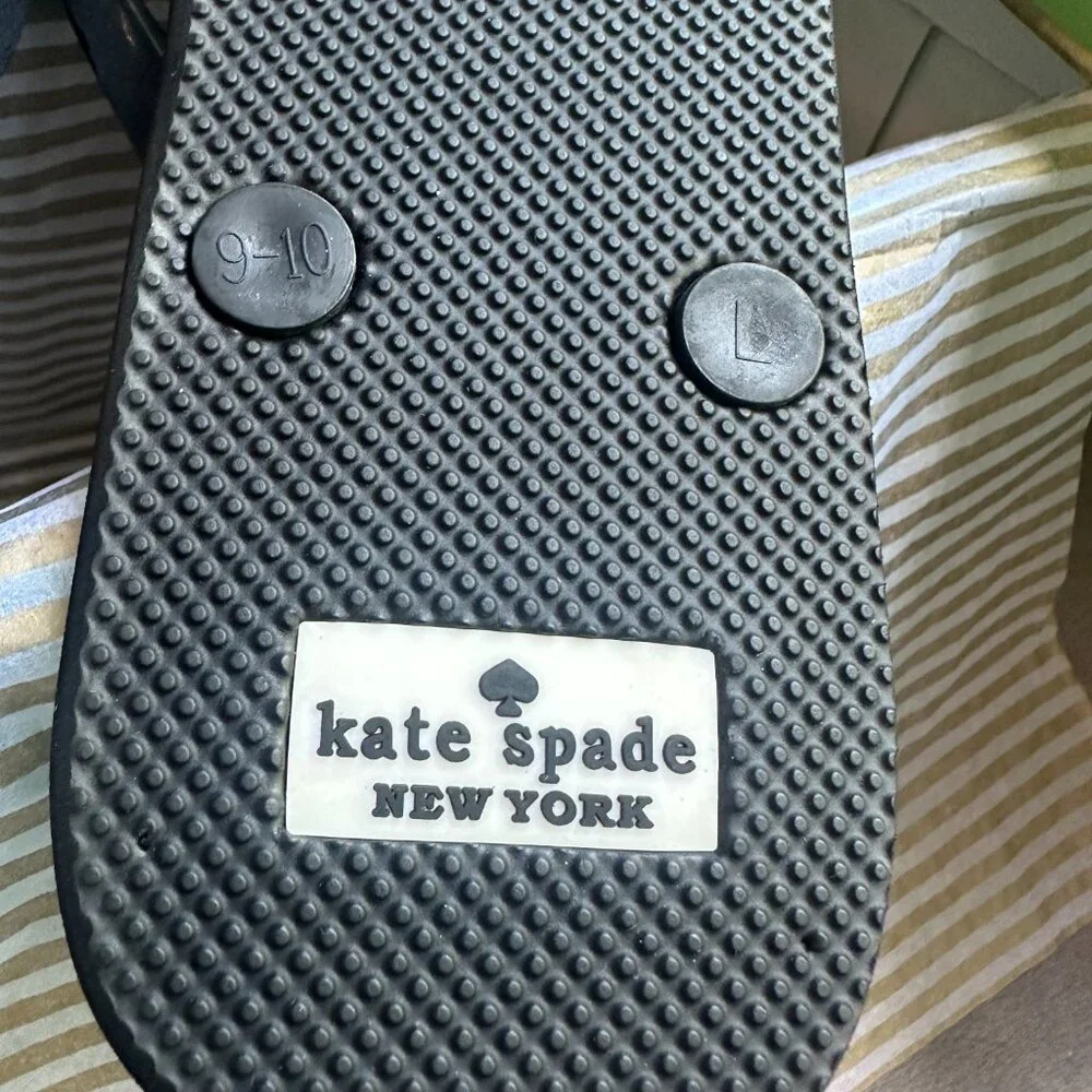 Kate Spade NOVA Sandals Flip Flops Black Shiny Rubber Hollyhock Print NIB s11